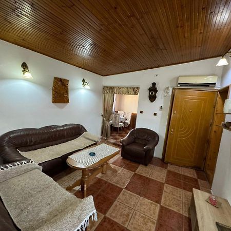 Vlado Apartments พอดโกริกา ภายนอก รูปภาพ